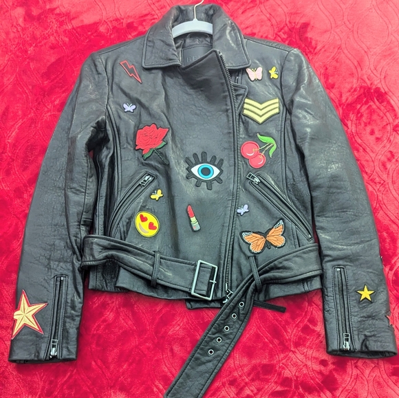 Belle Vere Black Leather Moto Jacket Belted Embellished Applique Size Small - Picture 3 of 9